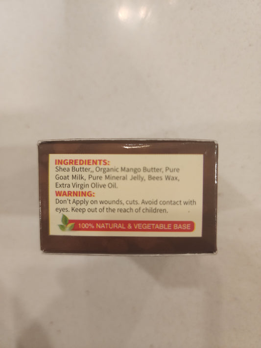 💯 % NATURAL & VEGETABLE BASE LIP BALM